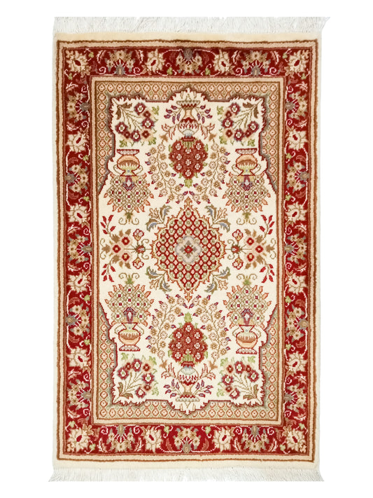 Double Knot - 3x2 ft