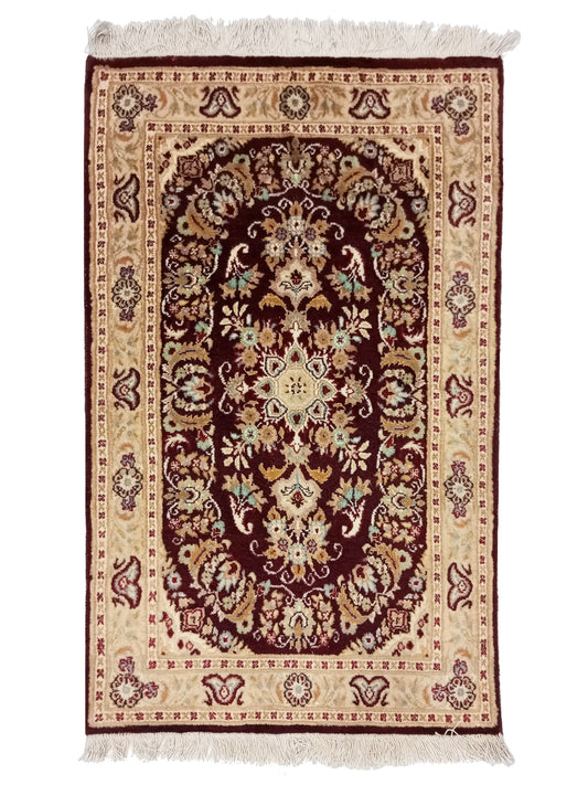 Double Knot - 3x2 ft