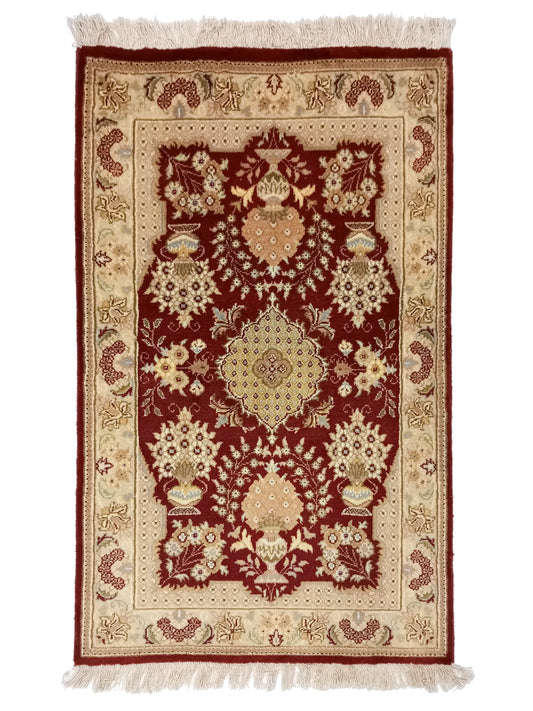 Double Knot - 3x2 ft