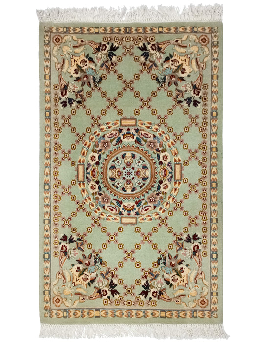 Double Knot - 3x2 ft