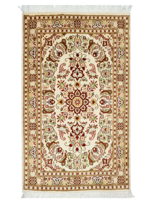 Double Knot - 3x2 ft