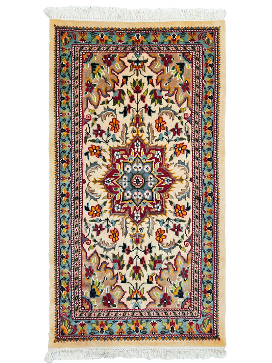 Pak Persian - 2.5x5 ft